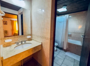 Departamento en Malargüe – Apart 2 Ambientes Perfecto y Céntrico para 4–6 Personas 4 Antebaño de Al Sur Apart alojamiento turistico de Malargüe