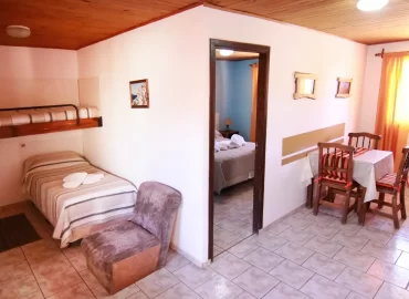 Alquiler en Malargüe: Apart Ideal para 3-4 Personas 4 Comedor del apart 2 ambientes 1 baño - para 3-4 pax en Al Sur Apart de Malargüe