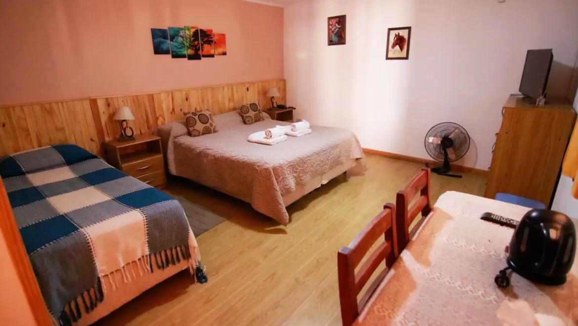 Habitación triple en Al Sur Apart – alojamiento en Malargüe para 3 personas