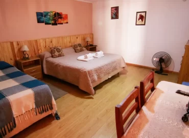 Confortable habitación triple | Alojamiento en Malargüe para 3 personas 2 Habitación triple en Al Sur Apart – alojamiento en Malargüe para 3 personas
