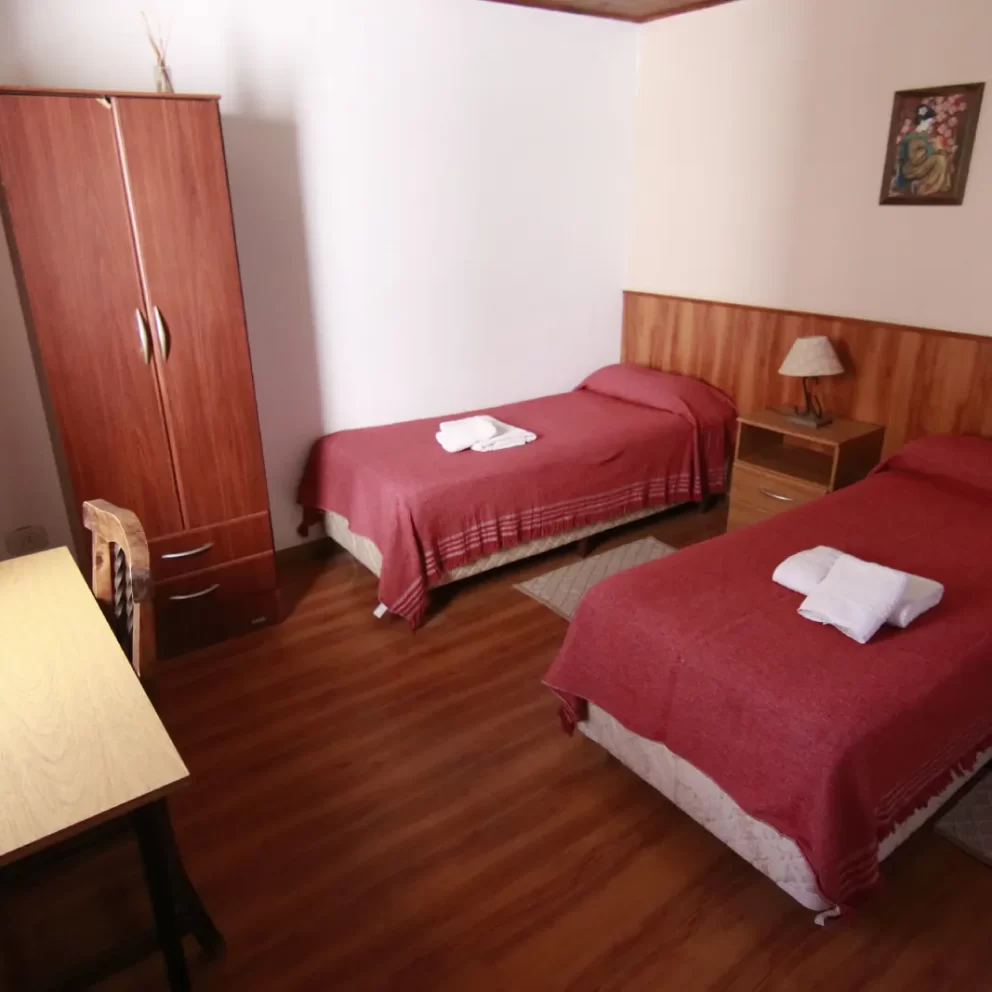 Estimados Huéspedes: Nuestro Apart Hotel en Malargüe 19 Habitacion doble twin de un apart 3 ambientes 2 baños en Al Sur Apart: alojamiento de Malargüe Mendoza..